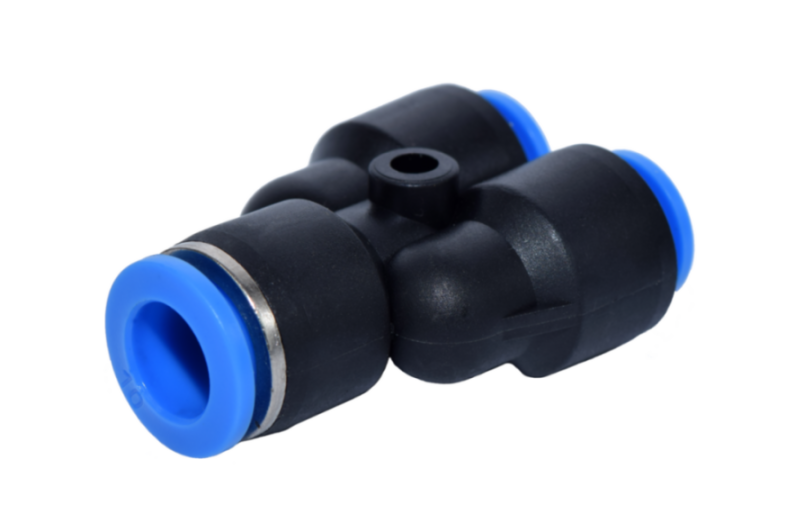 Y-Steckverbinder für Pneumatik (Push-in), gefertigt aus POM, Edelstahl und Messing zur Verbindung von Druckluftschläuchen	 Rückansicht des Pneumatik Y-Steckverbinders (Push-in)