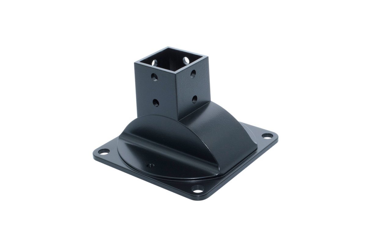 Maschinenfuß-Pfostenanker 150x150 mm, eine Standbasis zur Verwendung mit Aluminiumprofilen der Systeme Item und Bosch	 Vorderansicht des 150x150mm Maschinenfuß-Pfostenankers für Item/Bosch Profile