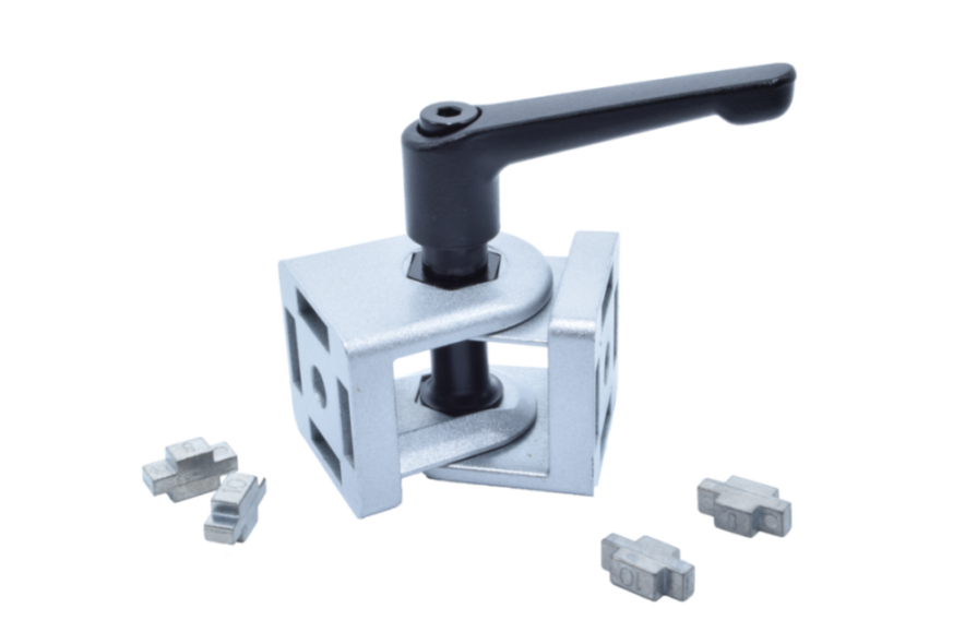 The joint connector with a clamping lever is a 40mm fastening element designed for connecting aluminum profiles, such as those from Item and Bosch. joint connector with a clamping lever connecting 40mm aluminum profiles Item Bosch