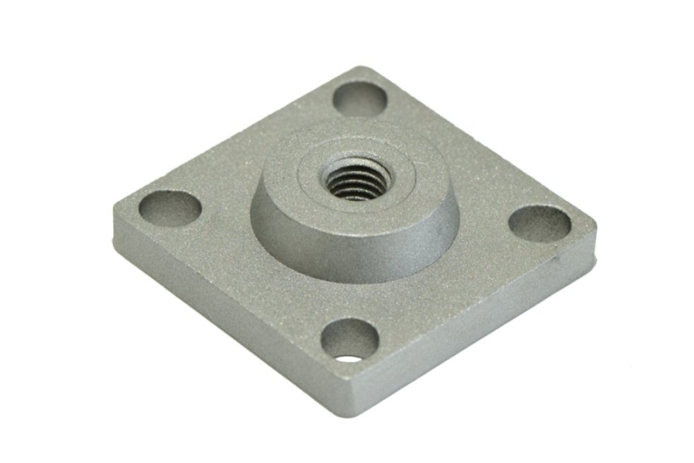 Fuß- und Transportplatte 40x40mm aus Aluminium-Druckguss, kompatibel mit Item/Bosch Profilen und Bohrungen für M8/M10/M12	 40x40mm Fußplatte aus Aluminium-Druckguss für Item/Bosch Profile, Vorderansicht