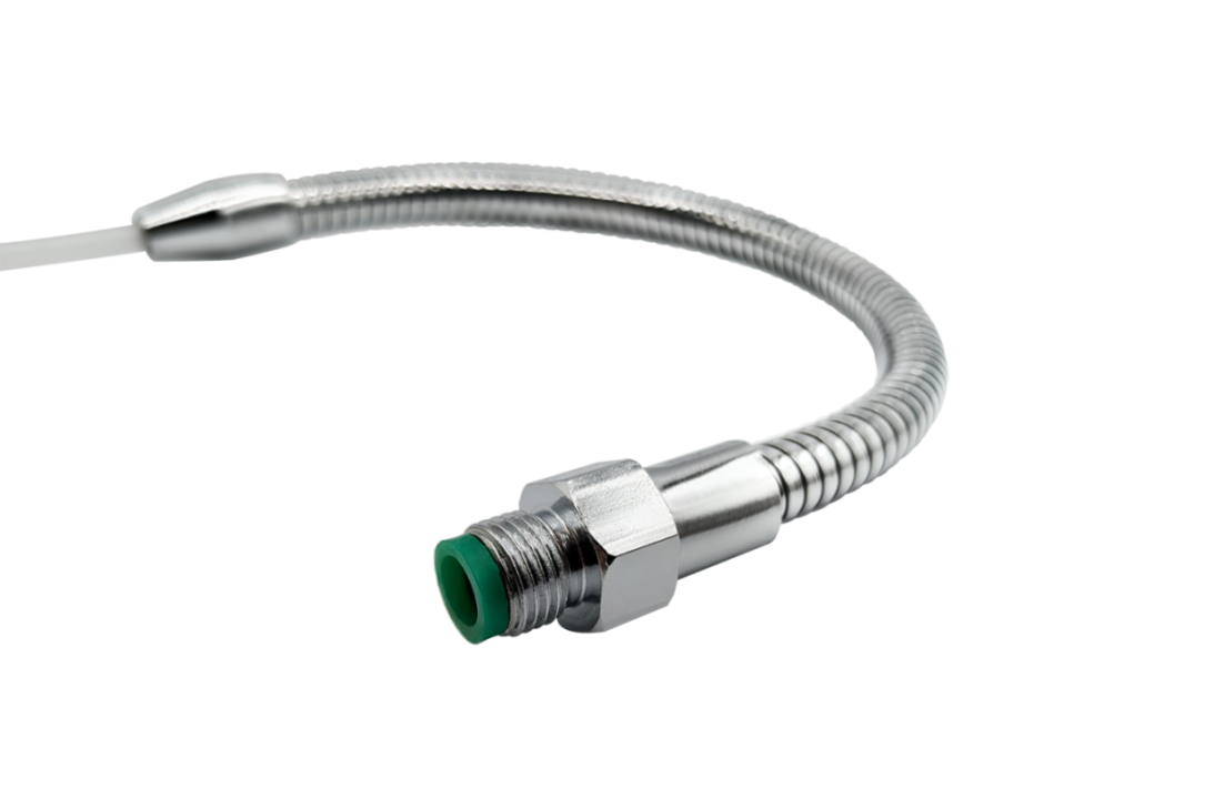 The metal coolant hose, designed as an articulated hose, is used in CNC cooling systems for delivering cutting fluids and is an integral part of hose systems. articulated coolant hose tube metal CNC cooling systems